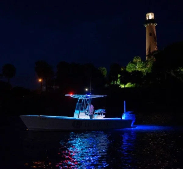 SeaBlaze Quattro LED Underwater Light Spectrum SKU 101510